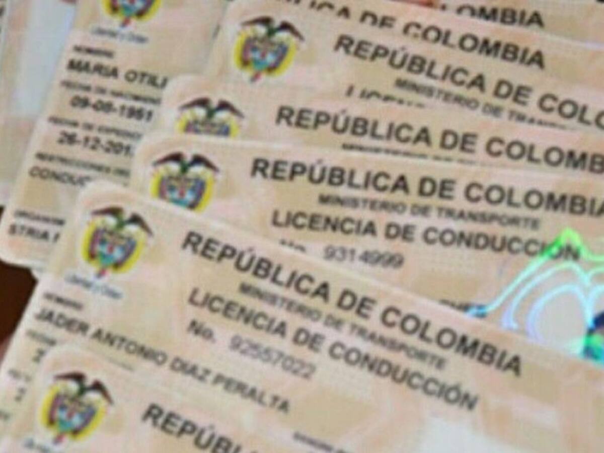 400.000 huilenses a renovar su licencia de conducción