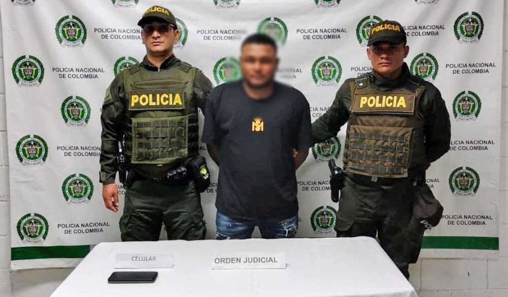 De acuerdo con las investigaciones, alias 'Antonio', llevaba al menos cuatro años dentro del Clan del Golfo. Foto: Policía Antioquia.