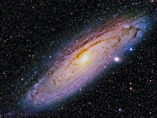 El Telescopio James Webb capturó una galaxia que “no debería” existir
