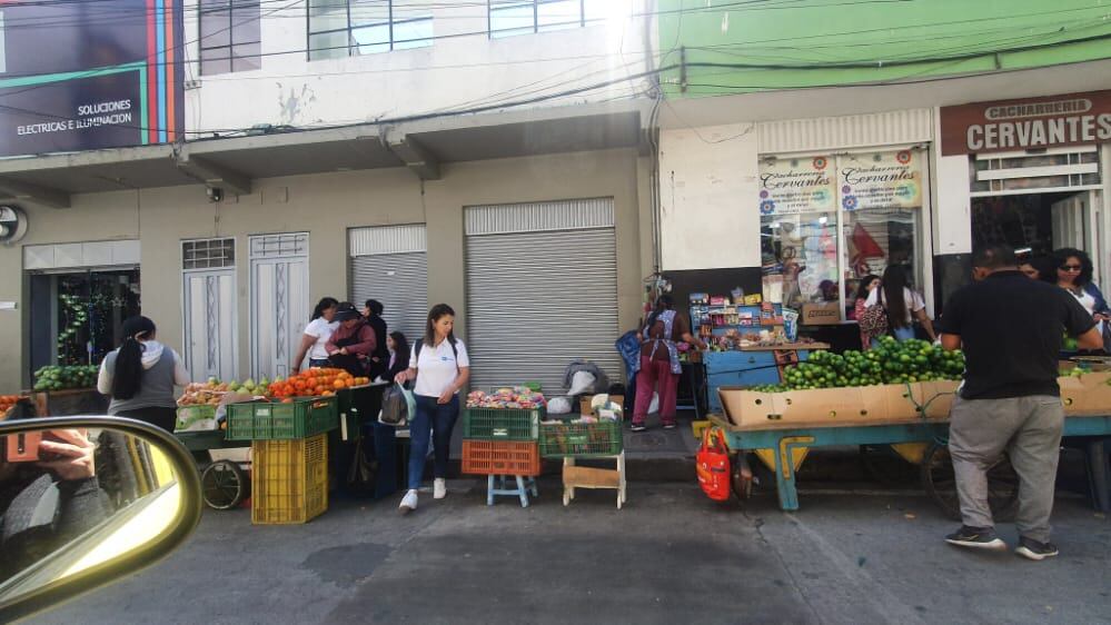 Informalidad afectada fuertemente por el cierre de la Vía Panamericana en Cauca. | Foto: Caracol Pasto