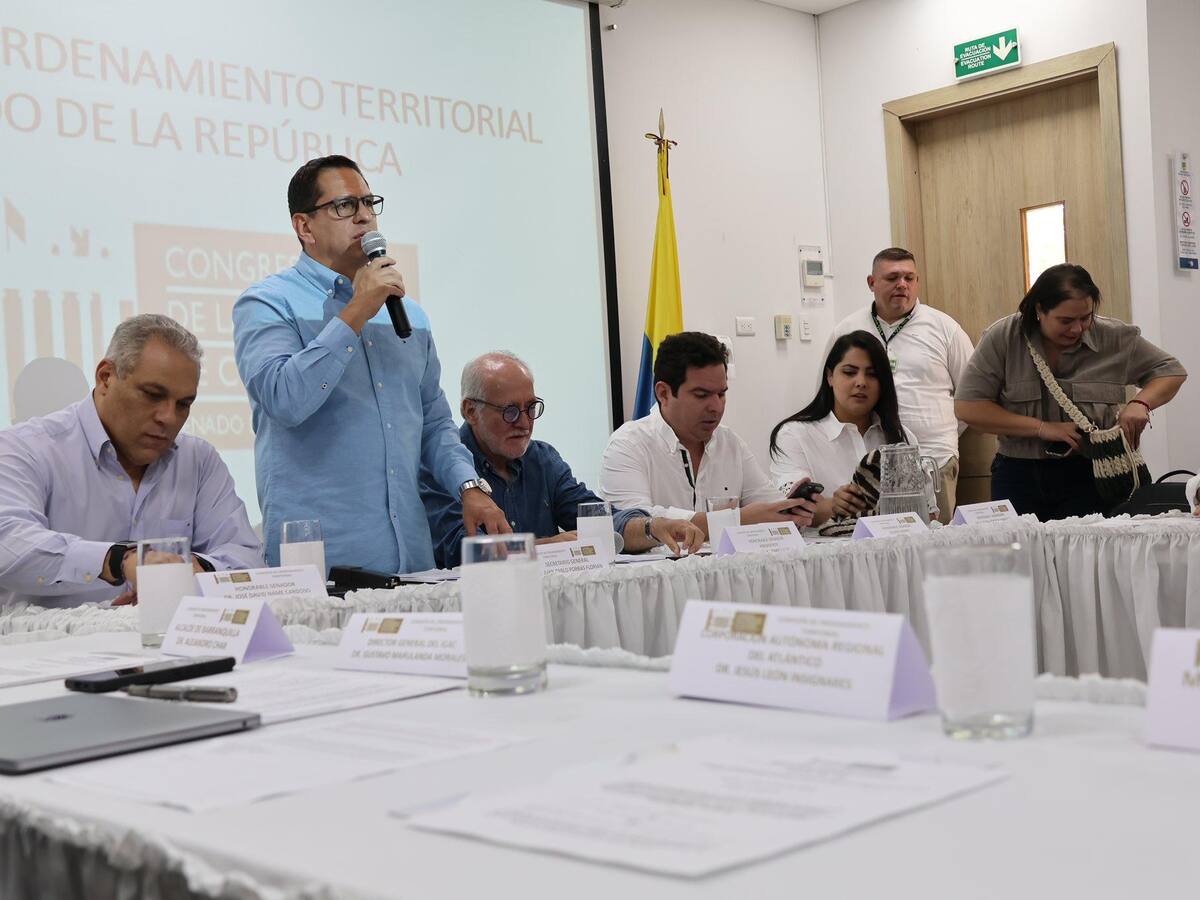 Agustín Codazzi anuncia que abrirá proceso formal de deslinde entre Barranquilla y Puerto Colombia