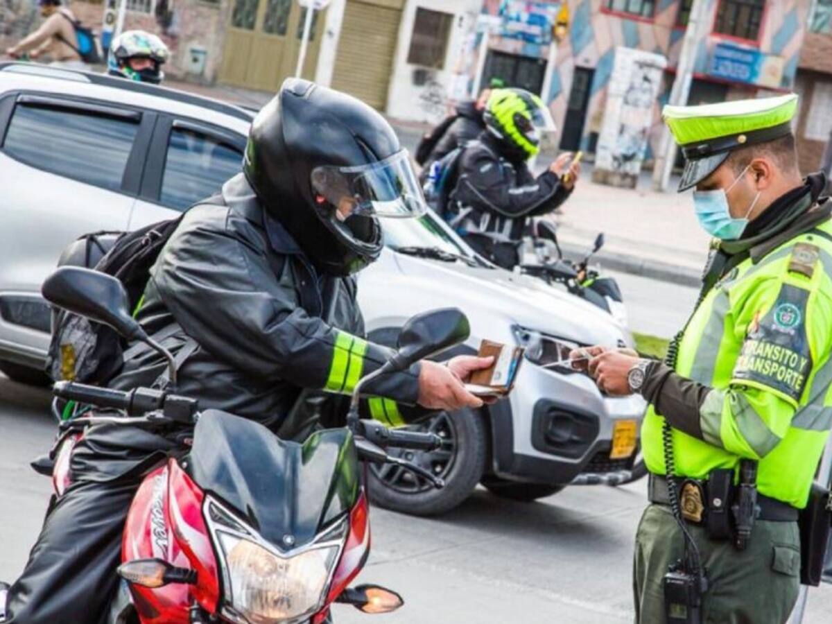 Ciudadanos siguen cumpliendo medidas de la cuarentena estricta en Bogotá