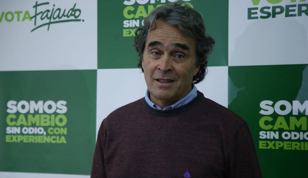 "Esos no son los cafés que yo tomo": Fajardo critica reuniones de 'Fico' Gutiérrez con Gaviria, Vargas Lleras, Dilian Francisca Toro y el conservatismo