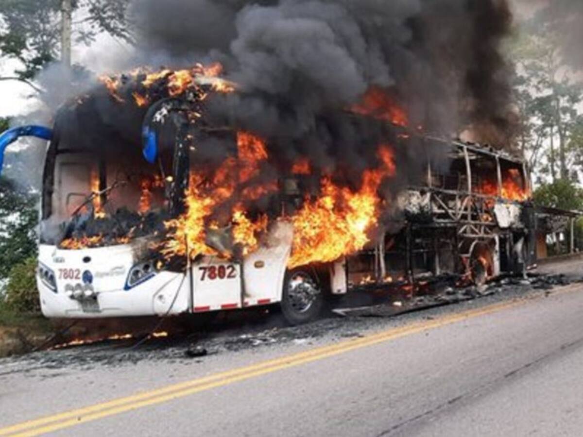 VIDEO: Bus de Copetrán se incineró
