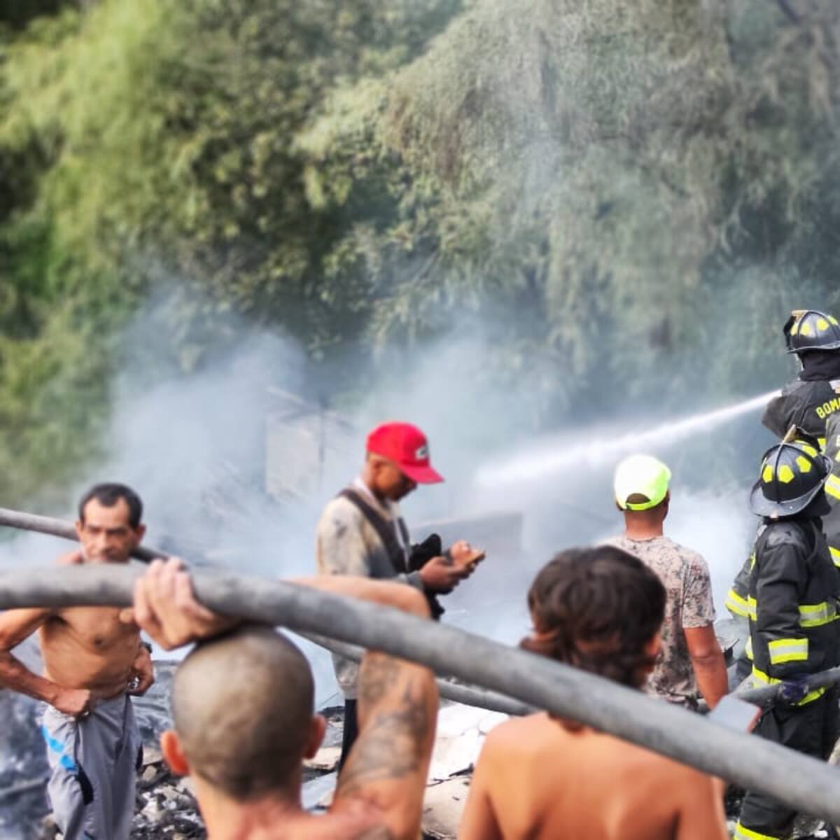 11 Familias damnificadas por incendio en el barrio Montevideo Bajo en la ciudad de Armenia
