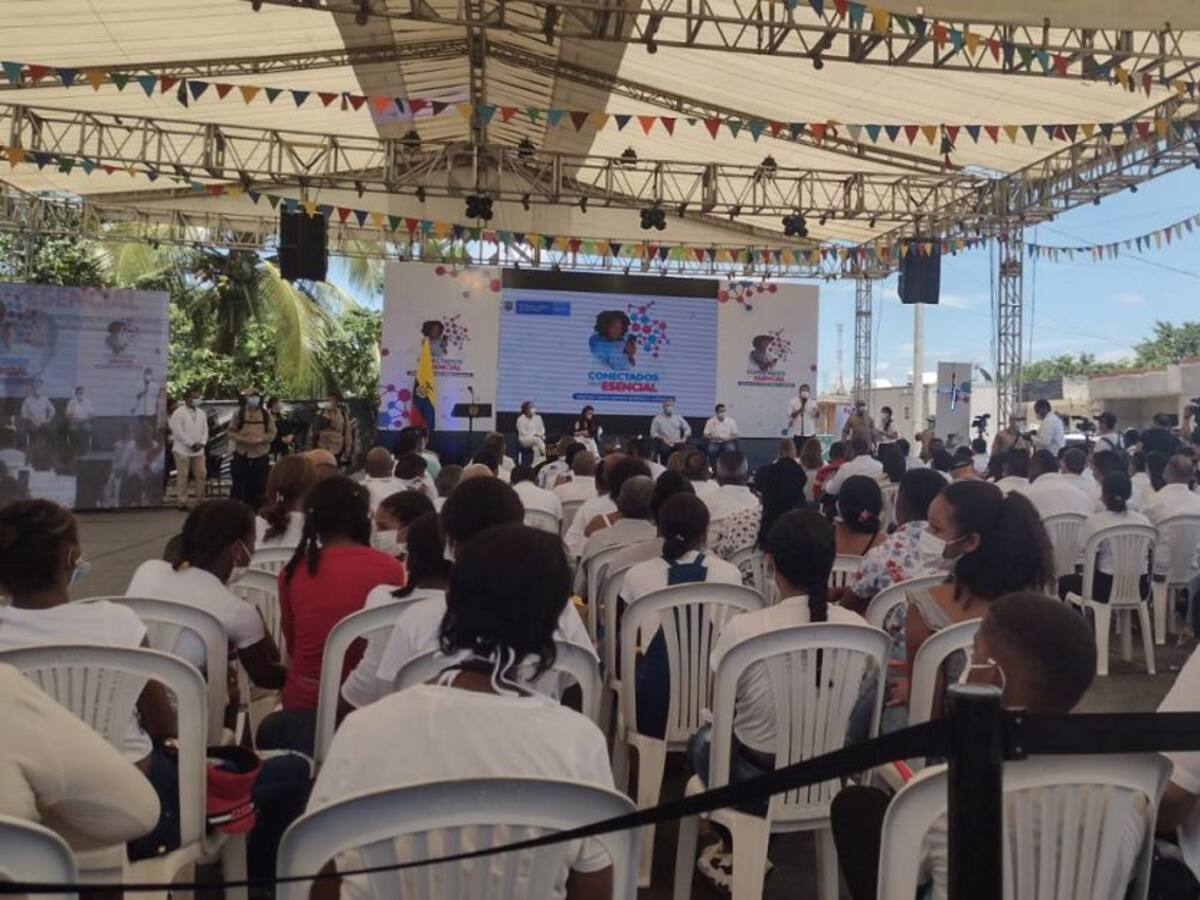 En Bolívar, Duque sancionó ley que establece internet como servicio público