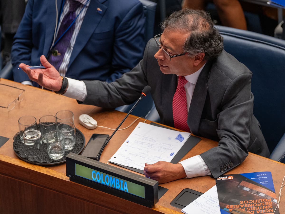 ¿Por qué el presidente Xi Jinping no quiere hablar sobre del metro de Bogotá con Petro?