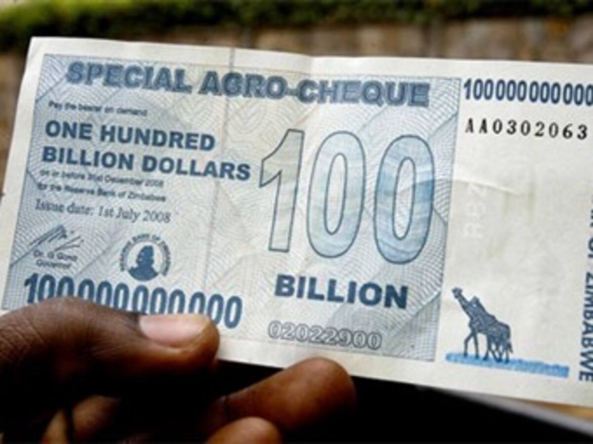 Zimbabue lanza un billete de 100 billones de dólares