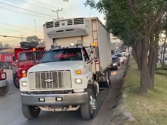 Nuevos bloqueos de camioneros en Bogotá