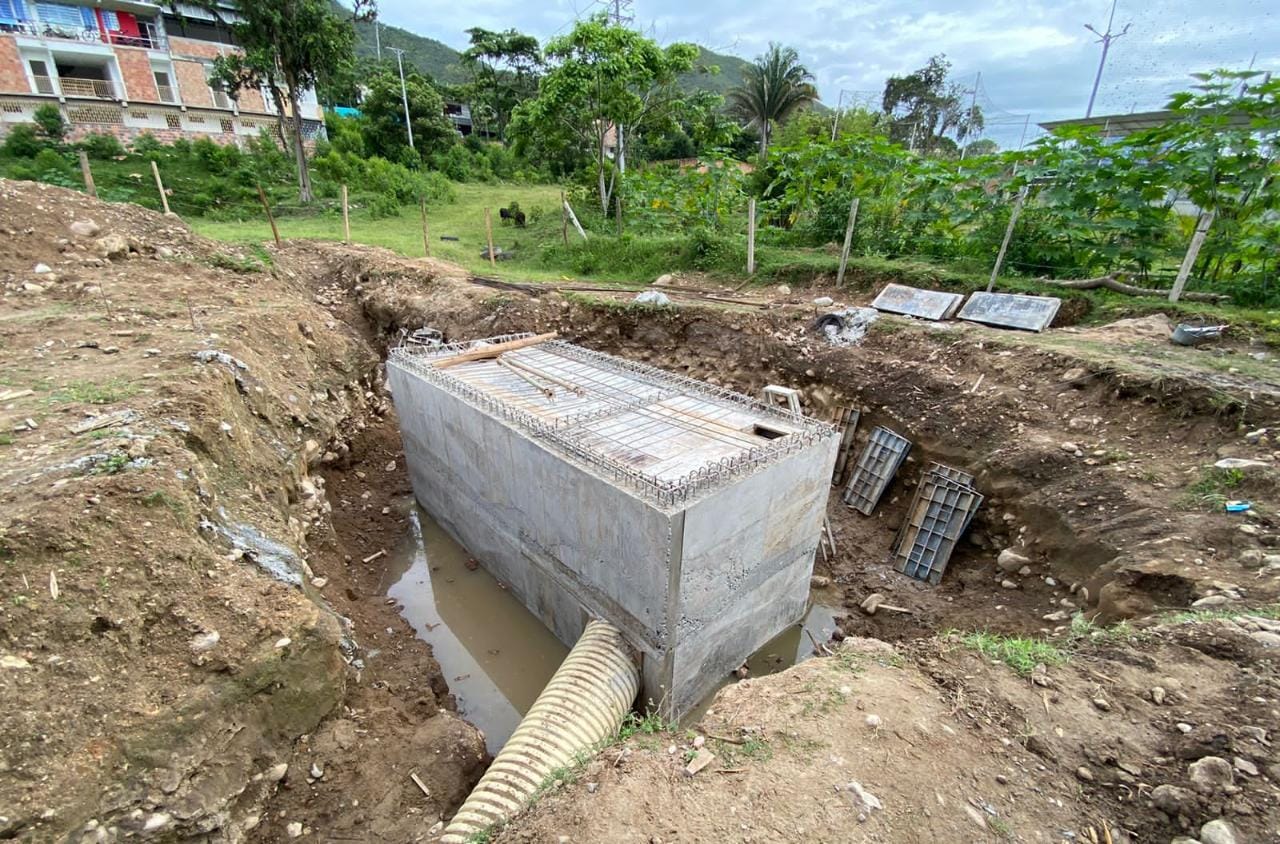 Avanzan proyectos para fortalecer el acceso al agua potable y el saneamiento básico en el Huila. Foto Gobernación Huila.