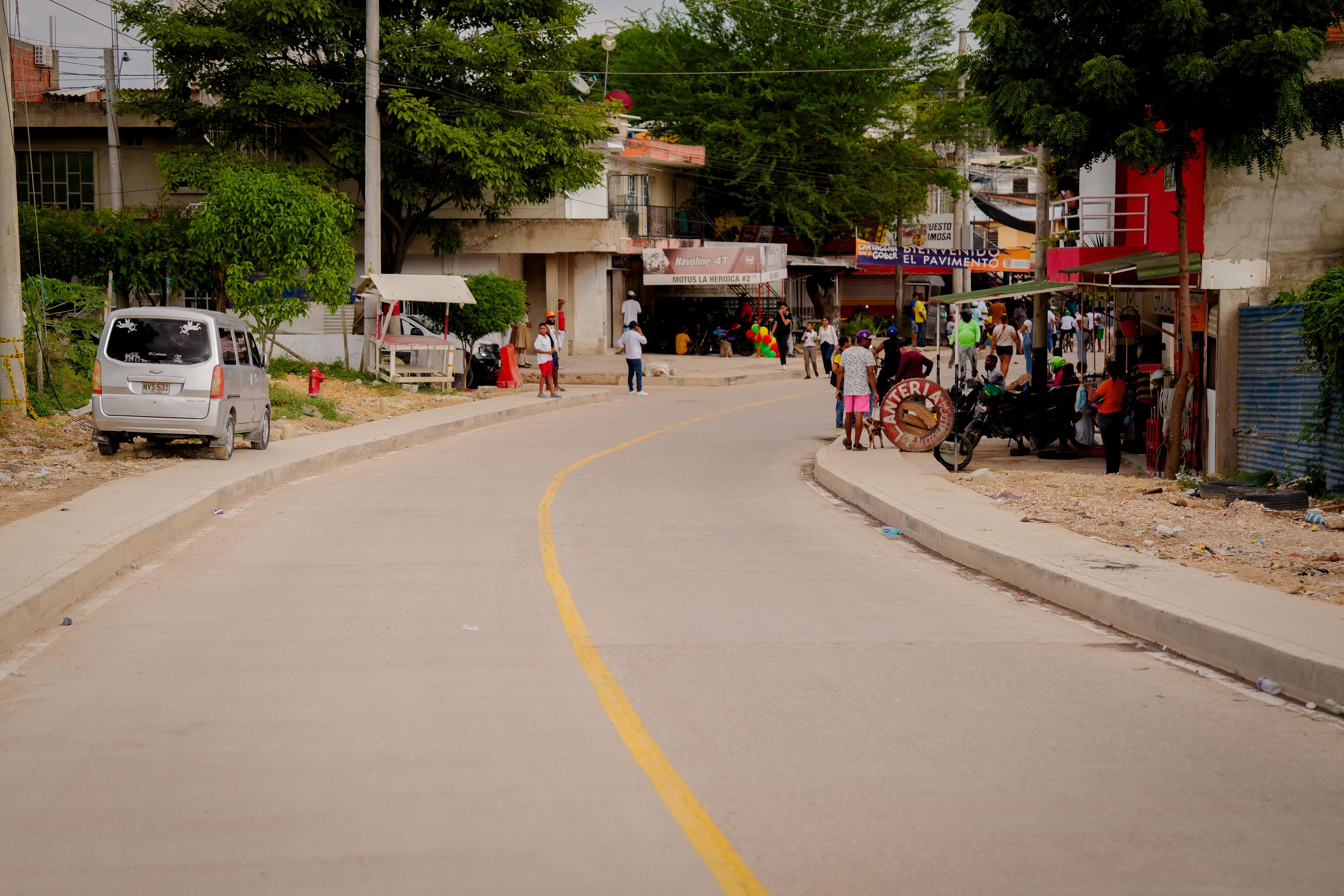 Gobernación de Bolívar entregó nueva calle principal del 20 de Julio en el suroccidente de Cartagena
