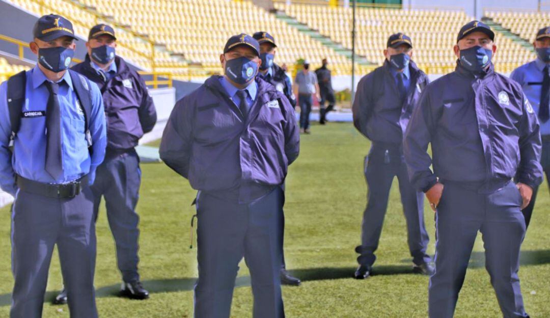 Contratada a través de Bolsa Mercantil