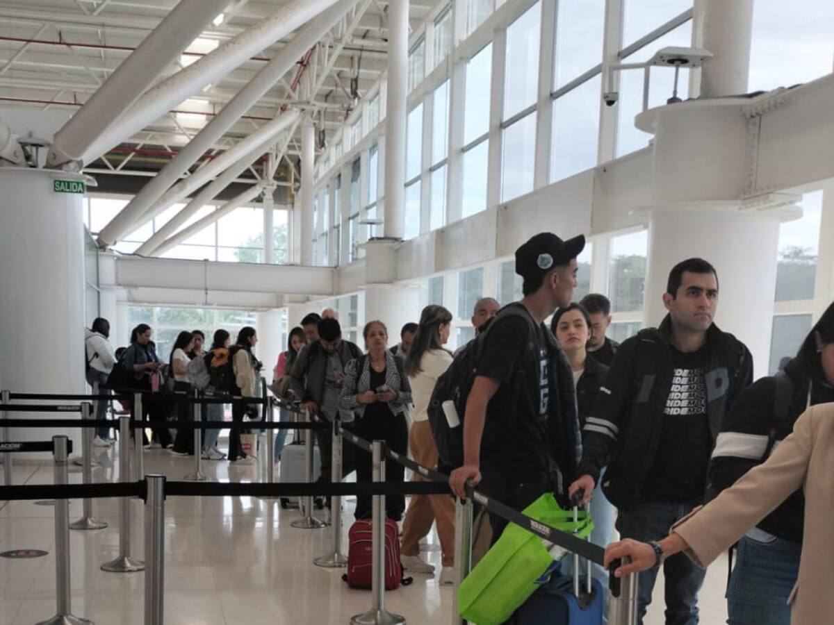 Fallos en servicio de energía, retrasan operaciones en aeropuerto internacional El Edén de Armenia