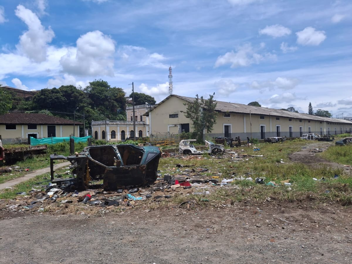 En Armenia denuncian el deterioro y el abandono de la antigua estación del ferrocarril