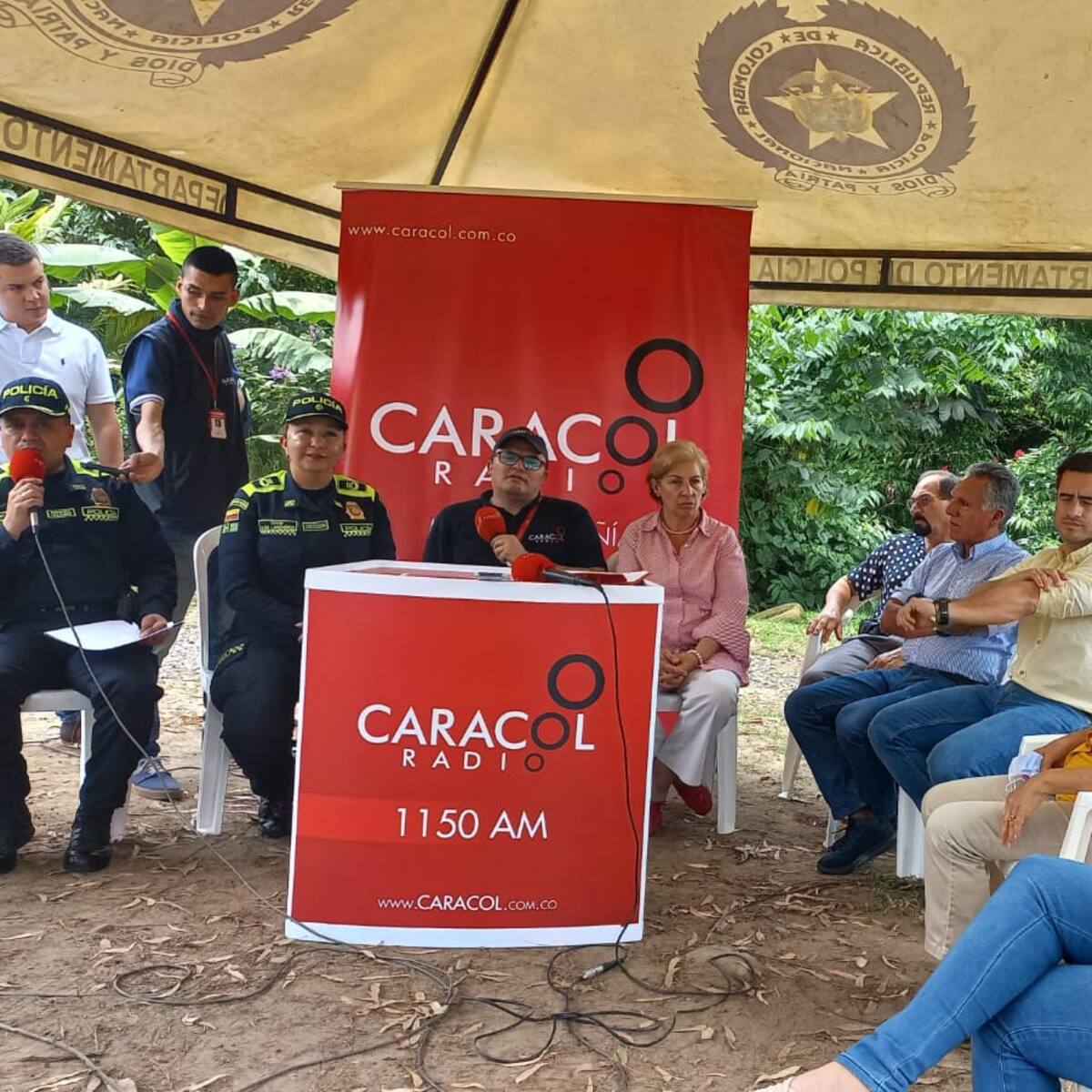 Caracol Radio en tu barrio desde el parque Laureles de Armenia