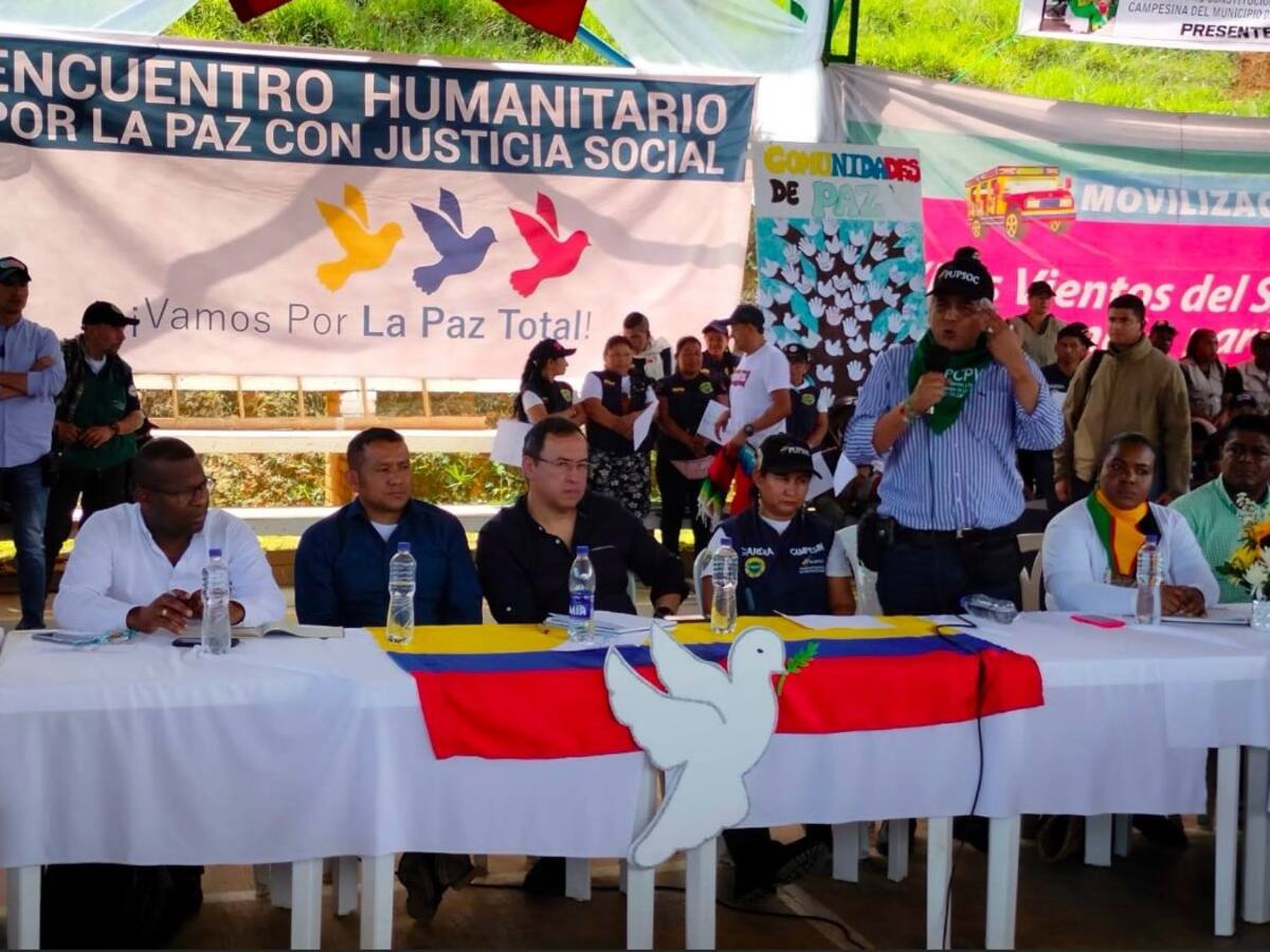 Piden al Gobierno avanzar en acercamientos con disidencias de Farc
