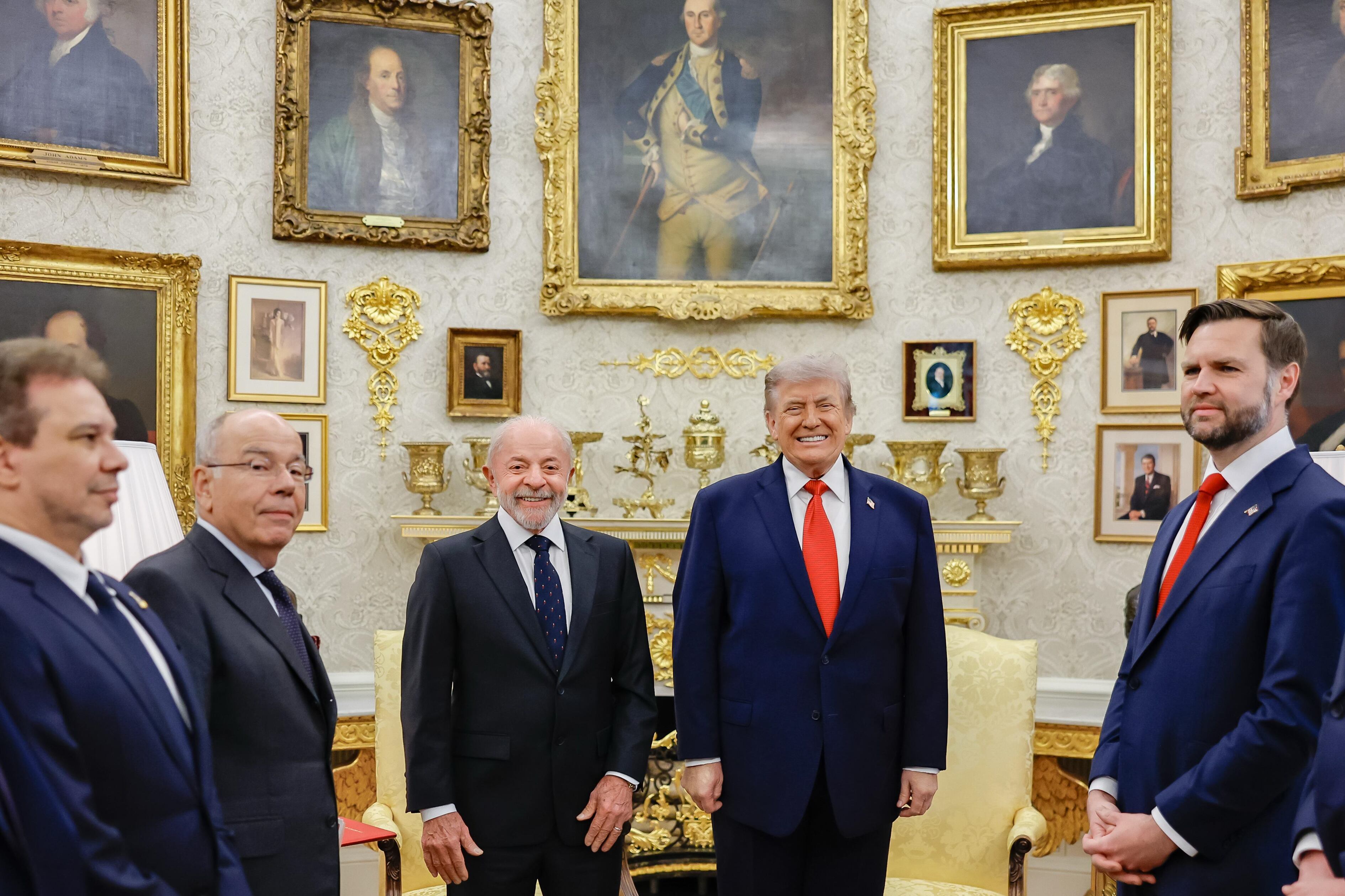 Los mandatarios, quienes no dieron una declaración conjunta, concentraron la conversación en la relación bilateral mientras ambos mandatarios se preparan para una nueva jornada electoral este año.
(Foto:   Cortesía)