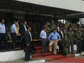 Diálogo con alias Tigre. Foto: W Radio Cali.