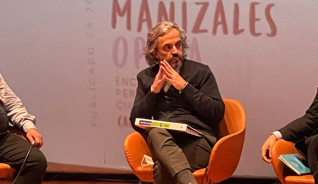 Juan Daniel Oviedo, DANE