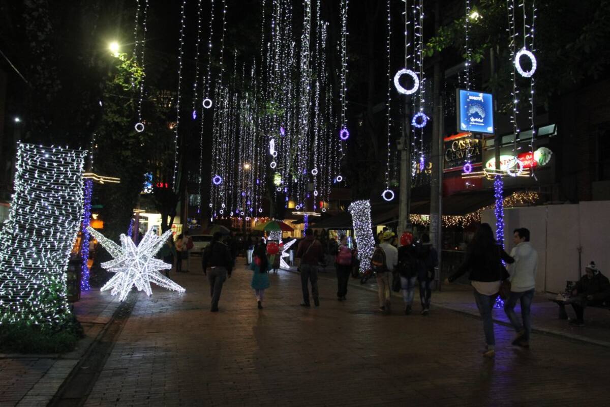 La noche de las velitas brilló también por la reducción en las cifras de quemados.