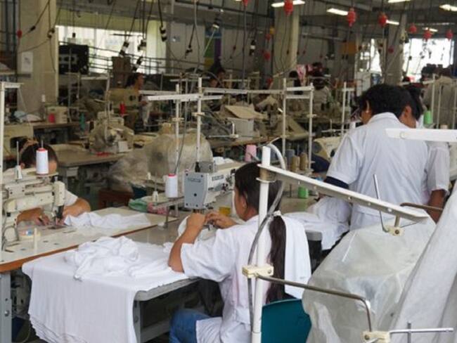 Gremio de la confección denuncia obstáculos para registro en plataforma