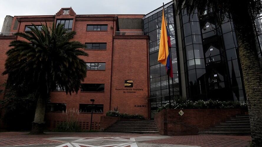 La Superintendencia Financiera ya está revisando la situación de Valoralta, otra comisionista de bolsa en problemas. Foto: Colprensa