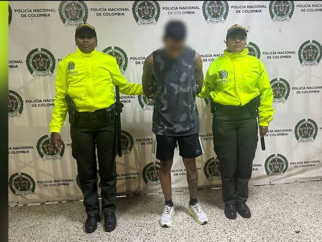 Capturaron en Medellín a alias "Comanche", líder de rutas de narcotráfico en Panamá. Foto: Dijín