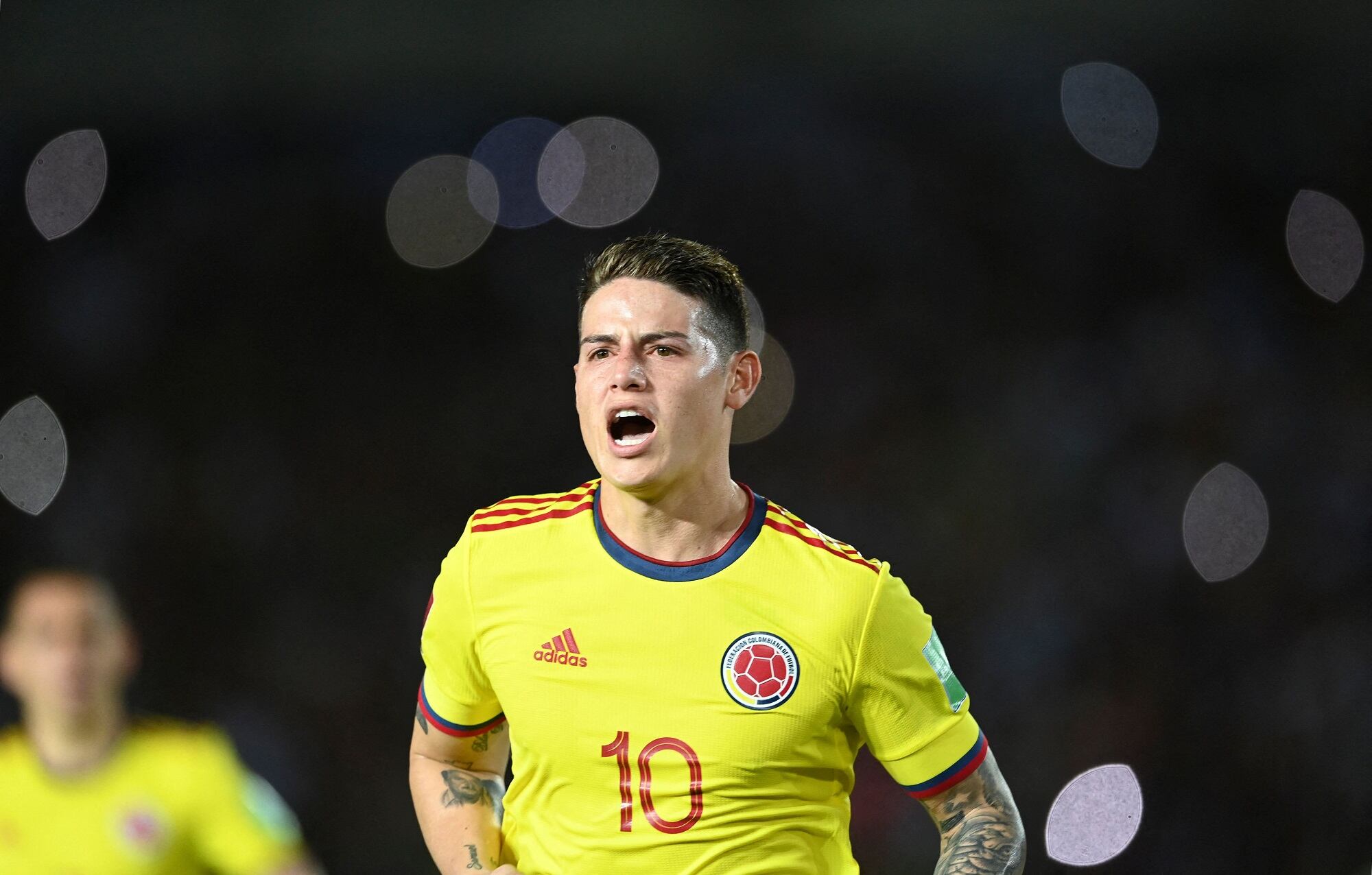 James Rodriguez celebrando su gol de pena máxima ante Venezuela. (Photo by Yuri CORTEZ / AFP) (Photo by YURI CORTEZ/AFP via Getty Images)