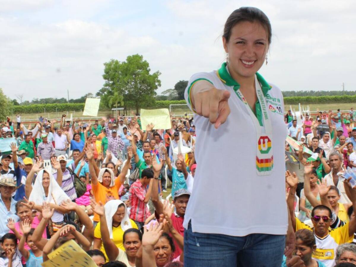 Investigan a congresista y prima del exgobernador Lyons por corrupción