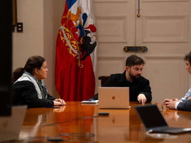 presidente de Chile, Gabriel Boric, declaró duelo nacional por tres días por el asesinato se tres policías.