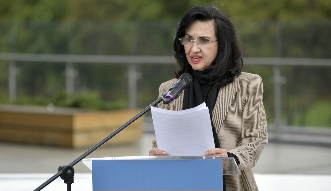 Canciller, Claudia Blum.