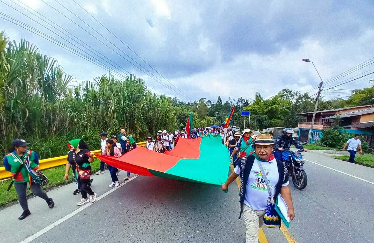 Movilización del Consejo Regional Indígena del Cauca (CRIC) hacia Popayán / Foto: Twitter @CRIC_Cauca