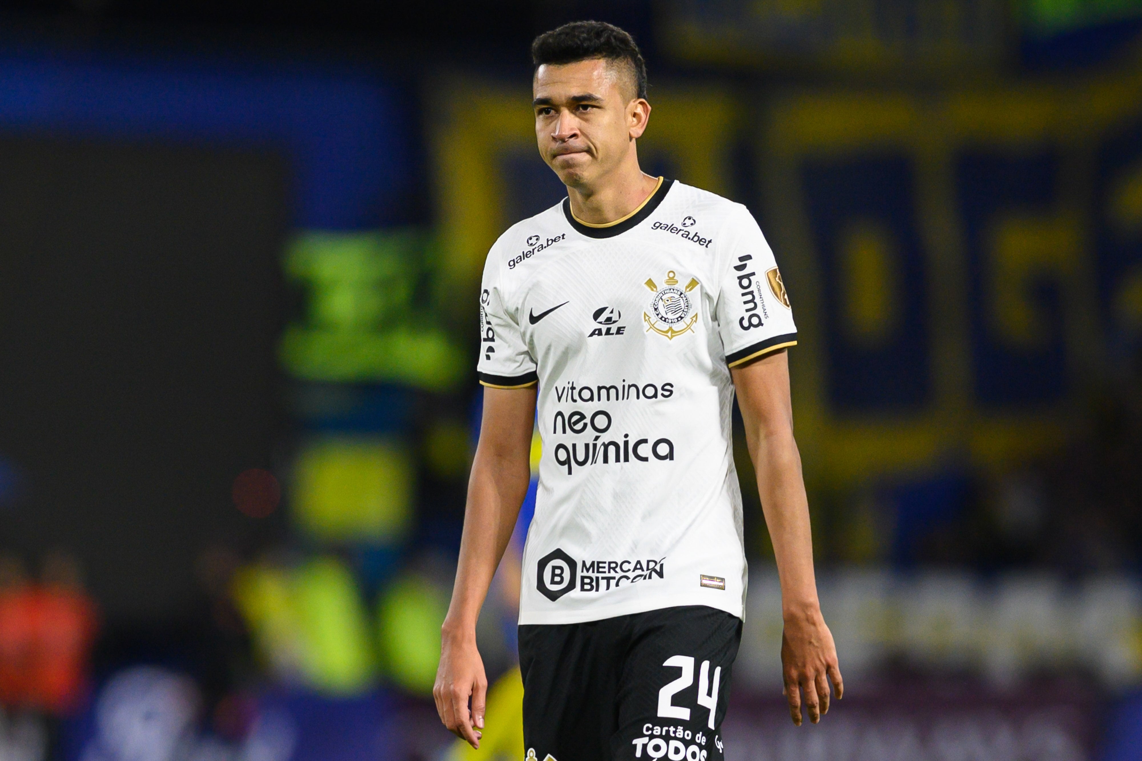 Víctor Cantillo en Corinthians | Foto: Manuel Cortina/SOPA Images/LightRocket via Getty Images