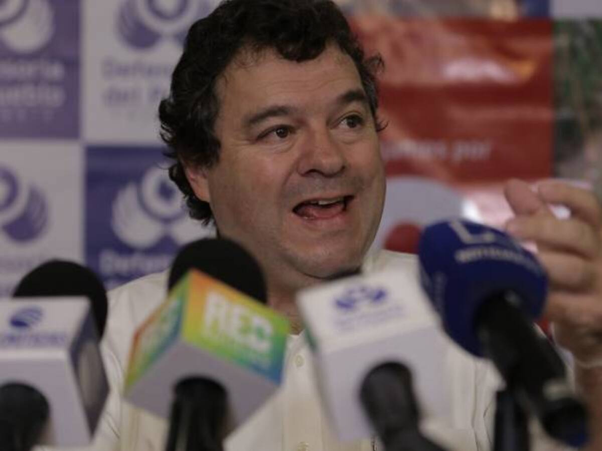 Más que polemizar hay que prestar atención a las amenazas: defensor del Pueblo