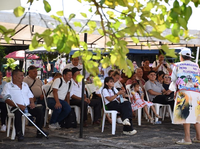 actividades culturales, artísticas relacionadas con la construcción de paz. Foto alcaldía Doncello.
