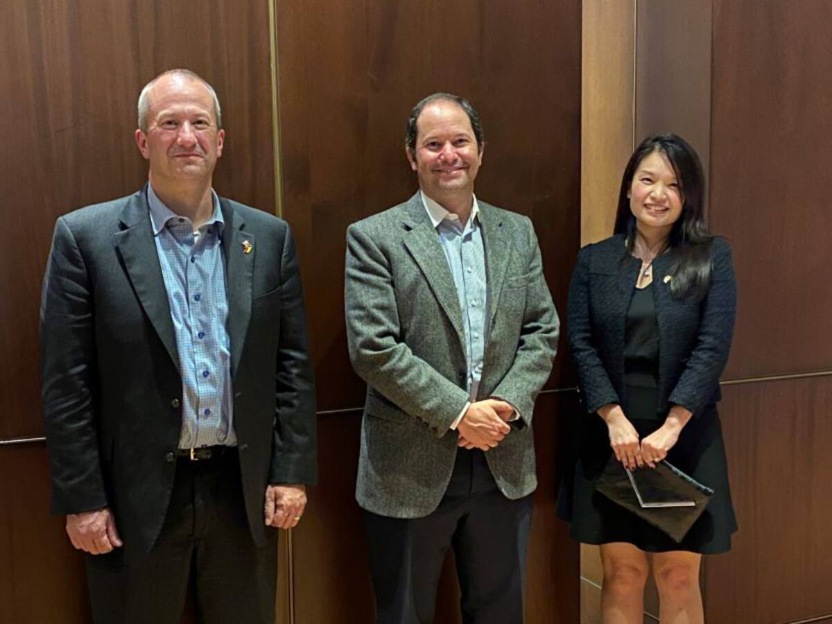 Director de aduanas de EE.UU. reforzó alianzas con Colombia