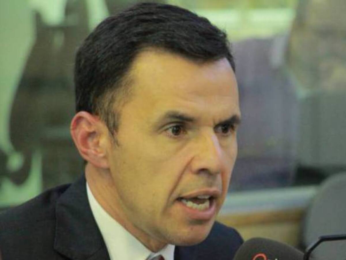 No nos podemos atener a lo que digan los candidatos en micrófonos: Gobierno