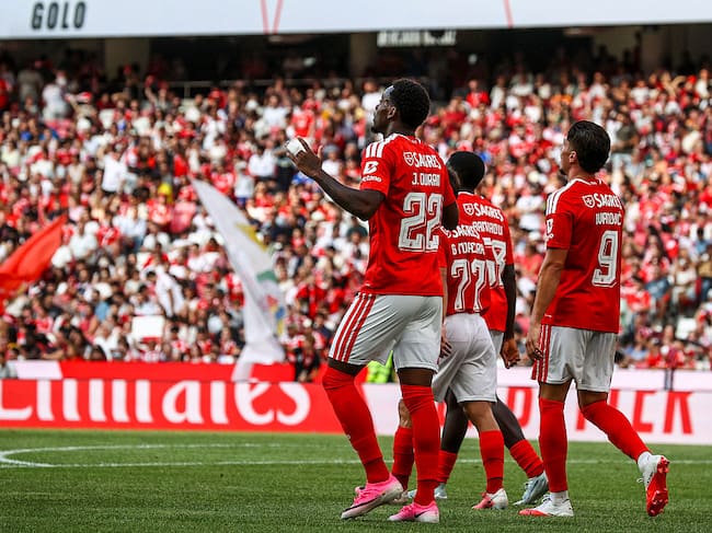¡Debut soñado! Jhon Jader Durán marca y asiste en su primer partdio con Benfica(Photo by Carlos Rodrigues/Getty Images)