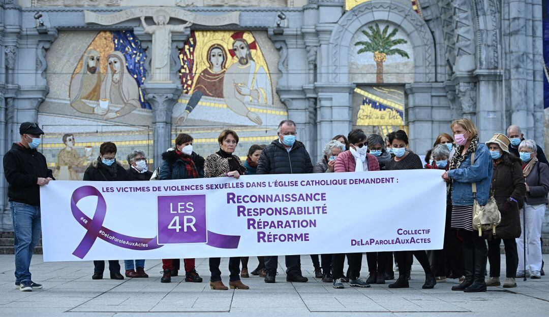 Marchas por abusos de la iglesia en Francia