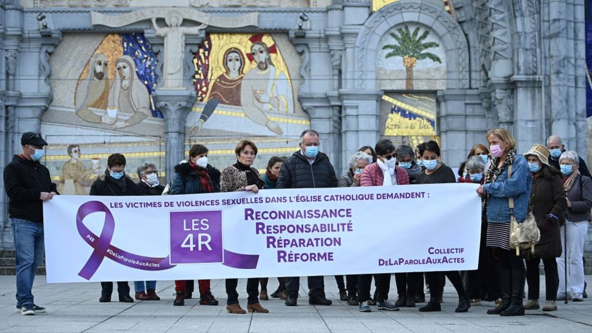 Iglesia de Francia venderá sus bienes para reparar a víctimas de abusos