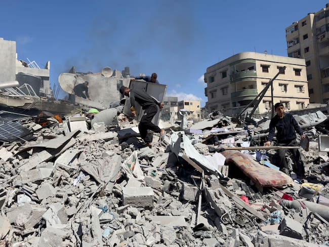 Acciones militares de Israel ponen en peligro a rehenes: padre de Eitan Horn, secuestrado por Hamás