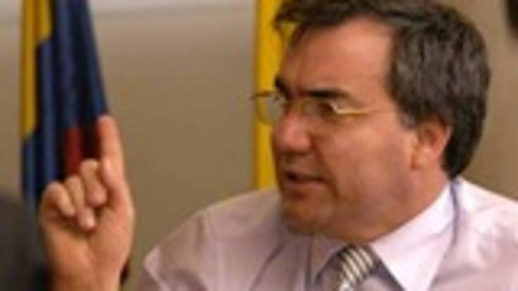 “Todavía no hemos oficializado ni adoptado la medida de prohibir los antigripales”: Minprotección