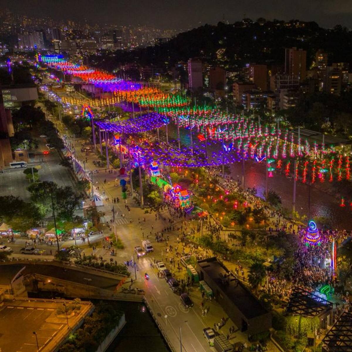 Durante los 46 días, el alumbrado navideño solo consumirá una hora del gasto diario de Medellín