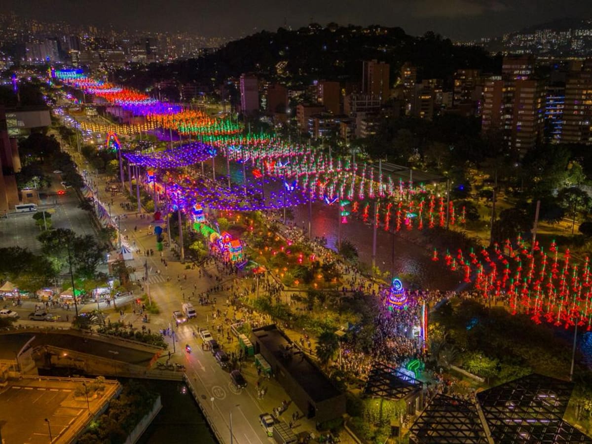 Durante los 46 días, el alumbrado navideño solo consumirá una hora del gasto diario de Medellín