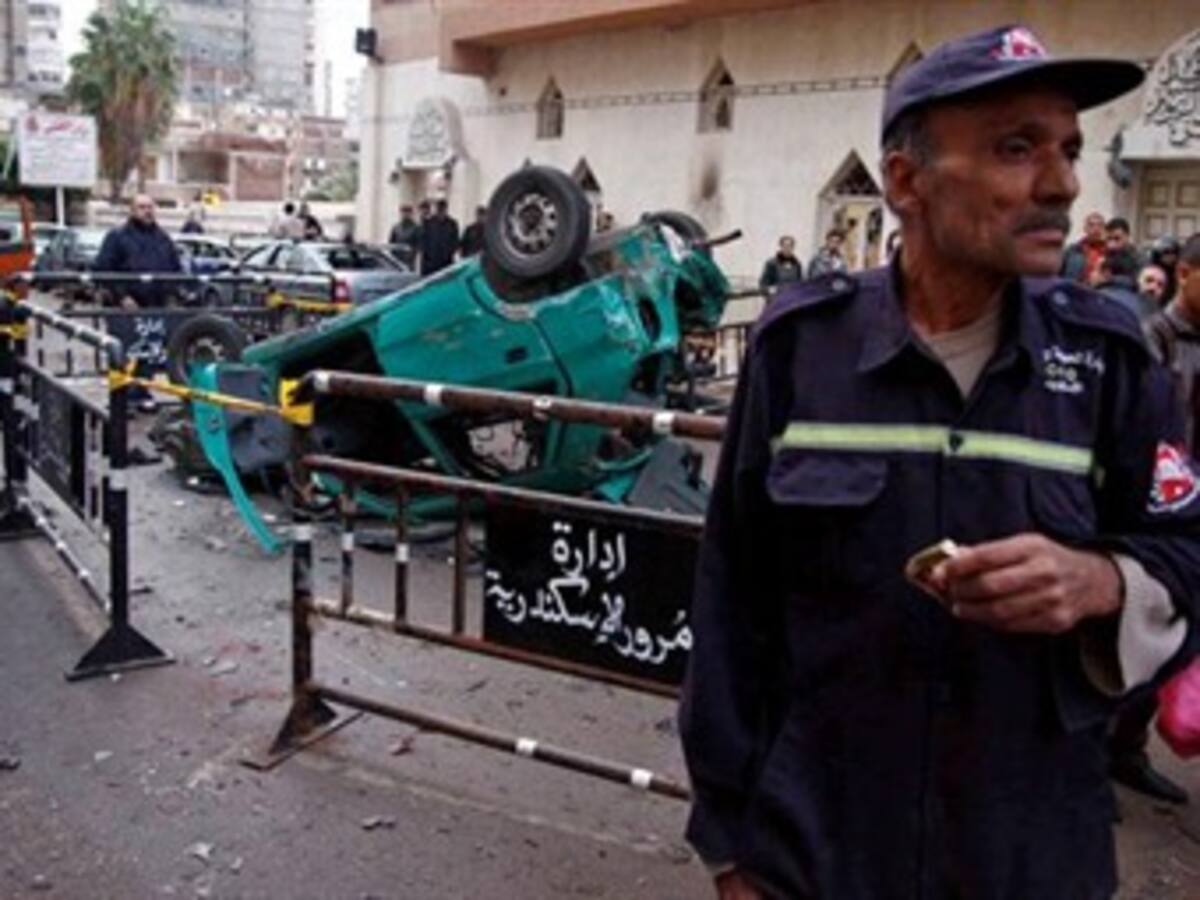 Atentado frente a una iglesia en Egipto deja 21 muertos