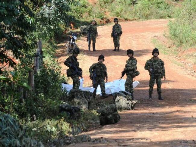 ELN habría asesinado a dos jóvenes en el sur de Bolívar mientras que otros cuatro están desaparecidos