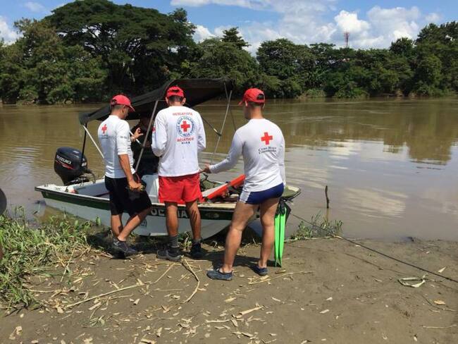 Cruz Roja halló cuerpo de menor que padre arrojó al río Cauca