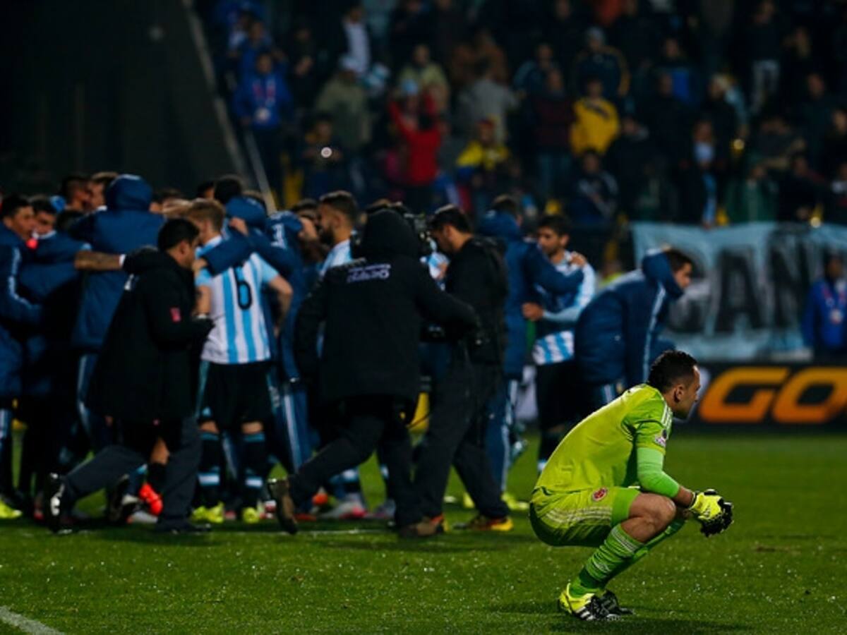 Argentina celebra su clasificación ante un desconsolado David Ospina