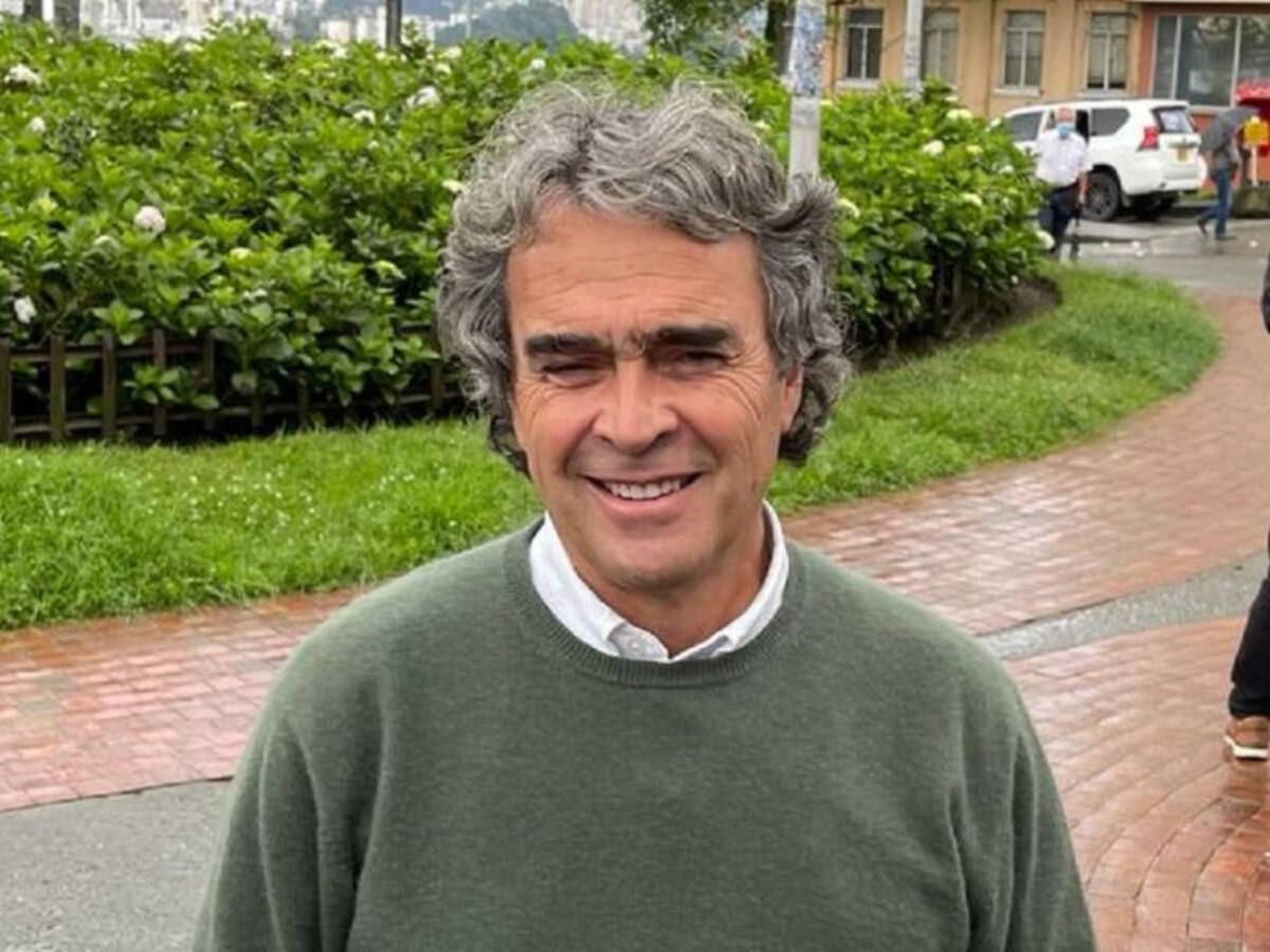 "La Alcaldía involucrada en política, no es sano", Fajardo en Manizales
