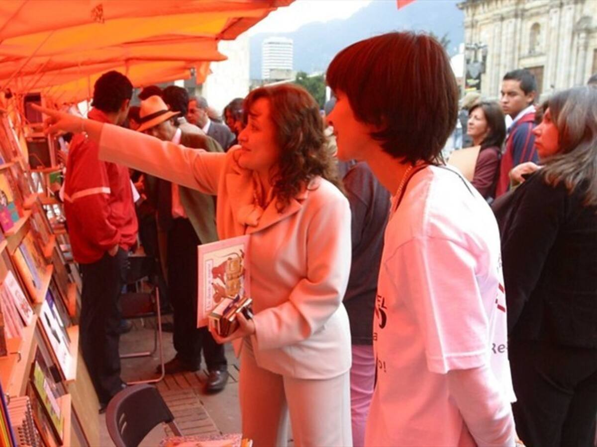 Bogotá tendrá diez nuevos puntos para leer libros gratis en los parques